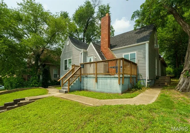 Homes for sale in Rolla, MO | 709 E 10Th St, Rolla, MO 65401 | MLS# MIS26040709
