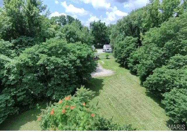 Homes for sale in Fairview Heights, IL | 3115 Glenwood St, Fairview Heights, IL 62208 | MLS# MIS26040716