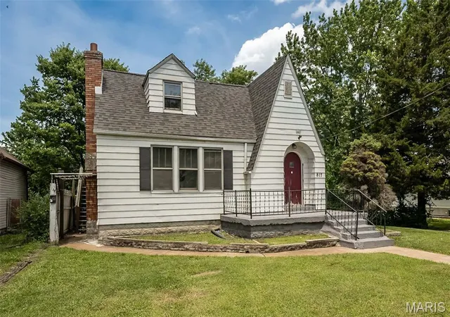 Homes for sale in St Louis, MO | 817 Abston Ave, St Louis, MO 63135 | MLS# MIS26040729