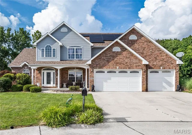 Homes for sale in Maryville, IL | 2932 Cambridge Pt, Maryville, IL 62062 | MLS# MIS26040766