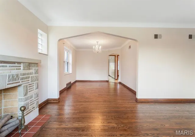 Photo 3 of Single family home for sale at 5665 Oleatha Ave, Saint Louis, MO 63139 | MLS# MIS26040770 | Listing updated on 2026-09-15