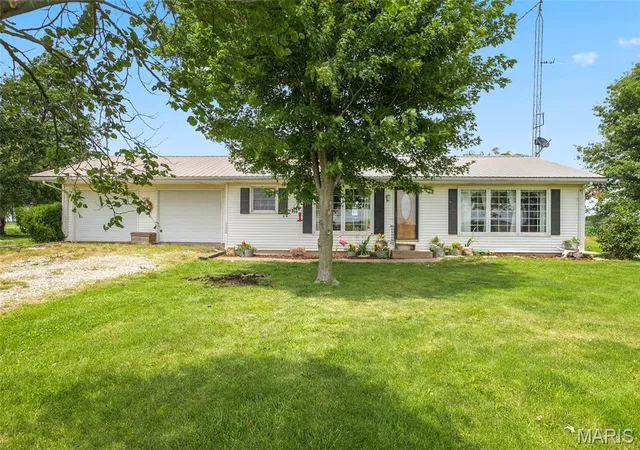 Homes for sale in Vandalia, MO | 38753 Audrain Road 564, Vandalia, MO 63382 | MLS# MIS26040776