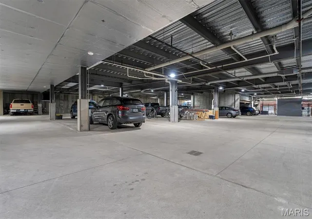 2nd image of 4101 Laclede Ave, Saint Louis, MO 63108