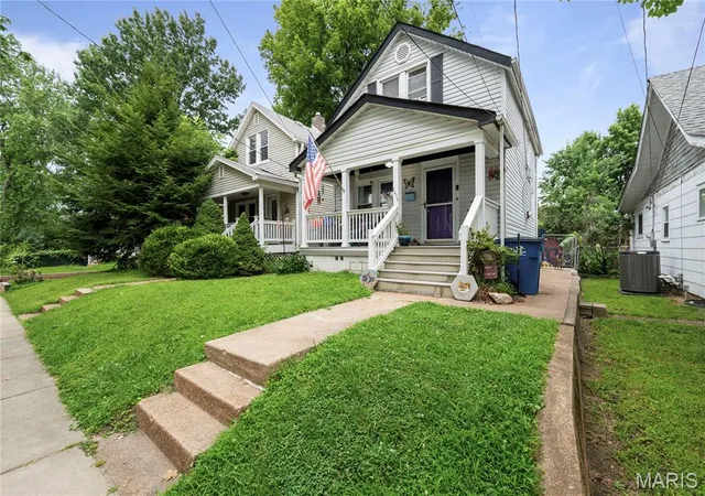 2nd image of 7615 Jerome Ave, Maplewood, MO 63143 | MLS# MIS26040788