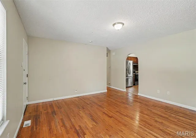 Photo 1 of Single family home for sale at 2523 Auburnhill Ct, Florissant, MO 63031 | MLS# MIS26040797 | Listing updated on 2026-10-05