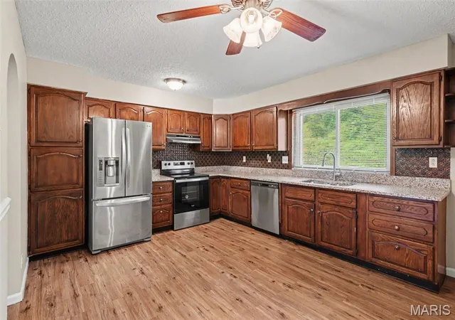 Photo 2 of Single family home for sale at 2523 Auburnhill Ct, Florissant, MO 63031 | MLS# MIS26040797 | Listing updated on 2026-10-05