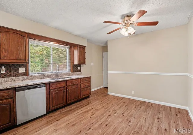 Photo 3 of Single family home for sale at 2523 Auburnhill Ct, Florissant, MO 63031 | MLS# MIS26040797 | Listing updated on 2026-10-05