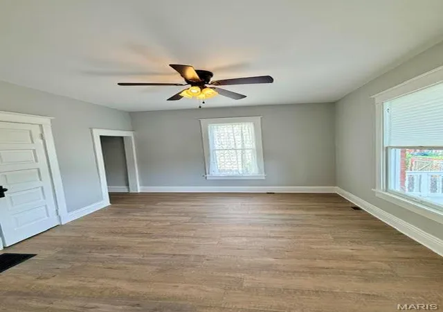 Homes for sale in Hannibal, MO | 2416 Broadway, Hannibal, MO 63401 | MLS# MIS26040811