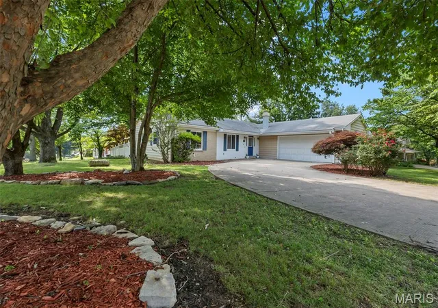 Homes for sale in Cape Girardeau, MO | 1603 Grandview Dr, Cape Girardeau, MO 63701 | MLS# MIS26040816