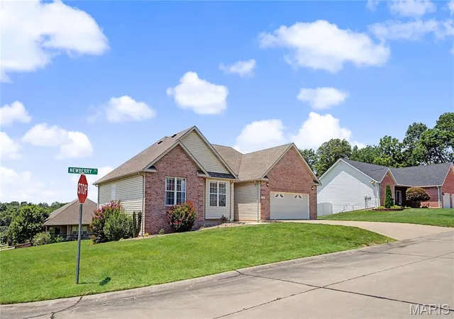 Homes for sale in Jackson, MO | 4917 Newberry Ct, Jackson, MO 63755 | MLS# MIS26040817