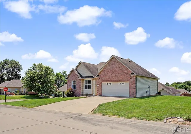 Homes for sale in Jackson, MO | 4917 Newberry Ct, Jackson, MO 63755 | MLS# MIS26040817