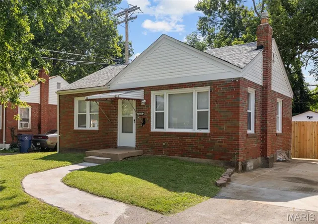 Homes for sale in Unincorporated, MO | 7279 Teal Ave, Unincorporated, MO 63133 | MLS# MIS26040821