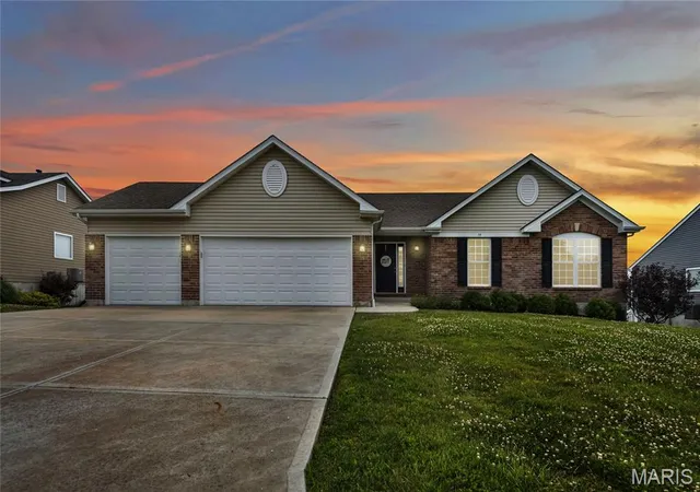 Homes for sale in Moscow Mills, MO | 59 Stone Bridge Dr, Moscow Mills, MO 63362 | MLS# MIS26040833