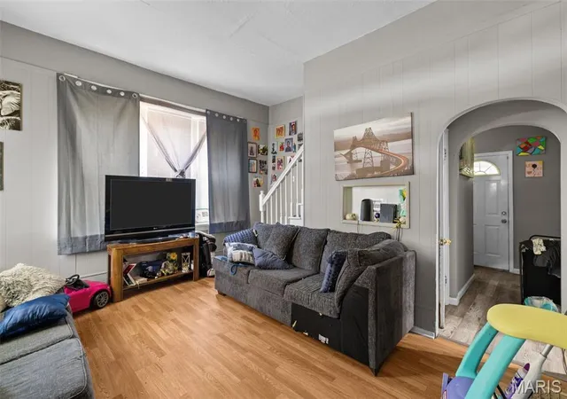 Photo 3 of Single family home for sale at 49 N Harvey Ave, Saint Louis, MO 63135 | MLS# MIS26040848 | Listing updated on 2026-07-07