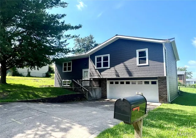 1st image of 1310 Hillview Dr, Rolla, MO 65401 | MLS# MIS26040853