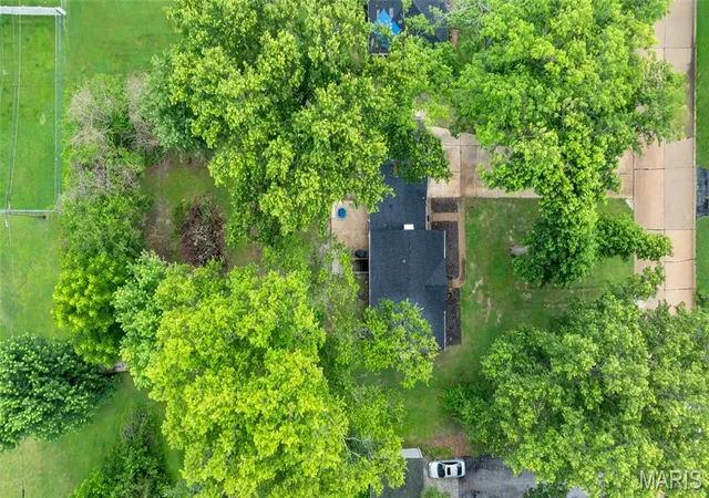 Photo 2 of Single family home for sale at 1219 Coal Bank Ct, St Louis, MO 63138 | MLS# MIS26040869 | Listing updated on 2026-10-09