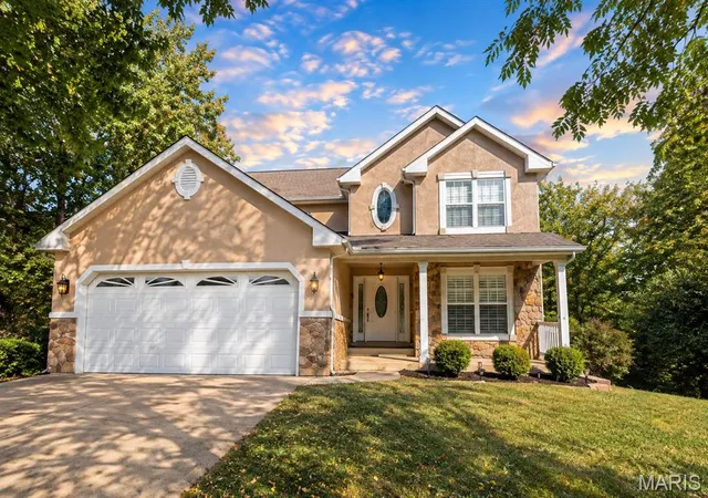 Photo 1 of Single family home for sale at 484 Champs Elysees Dr, Bonne Terre, MO 63628 | MLS# MIS26040894 | Listing updated on 2026-10-21
