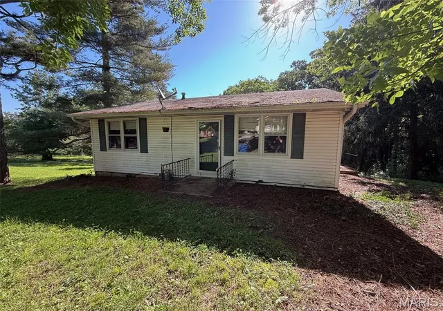 Homes for sale in Marble Hill, MO | 708 High St, Marble Hill, MO 63764 | MLS# MIS26040899