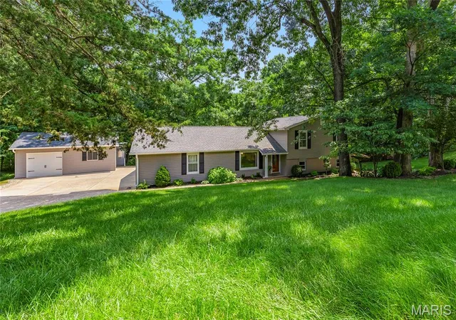 59th image of 12 Hickory Hill Dr, O Fallon, MO 63366 | MLS# MIS26040906