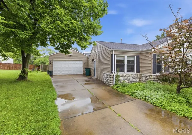 Homes for sale in Webster Groves, MO | 1444 Ronald Dr, Webster Groves, MO 63119 | MLS# MIS26040922