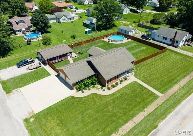3rd image of 211 W Old Route 66, Mount Olive, IL 62069 | MLS# MIS26040930