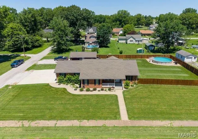 4th image of 211 W Old Route 66, Mount Olive, IL 62069 | MLS# MIS26040930