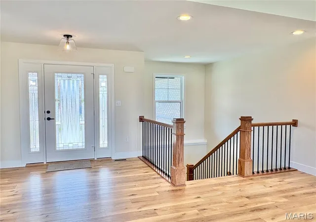 Photo 4 of Single family home for sale at 304 Rumsfeld Dr, Troy, IL 62294 | MLS# MIS26040932 | Listing updated on 2026-09-14
