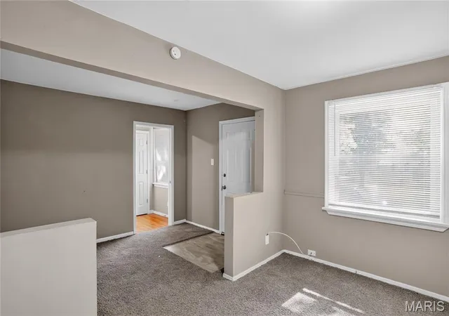 Photo 3 of Single family home for sale at 10107 Green Valley Dr, Saint Louis, MO 63136 | MLS# MIS26040946 | Listing updated on 2026-08-26