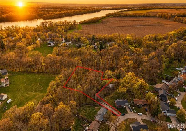 1st image of 00 Woodbridge Dr, Saint Charles, MO 63303 | MLS# MIS26040958