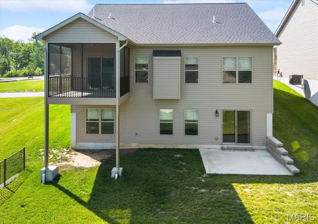 Homes for sale in Caseyville, IL | 8085 Villa Valley Ln, Caseyville, IL 62232 | MLS# MIS26040969