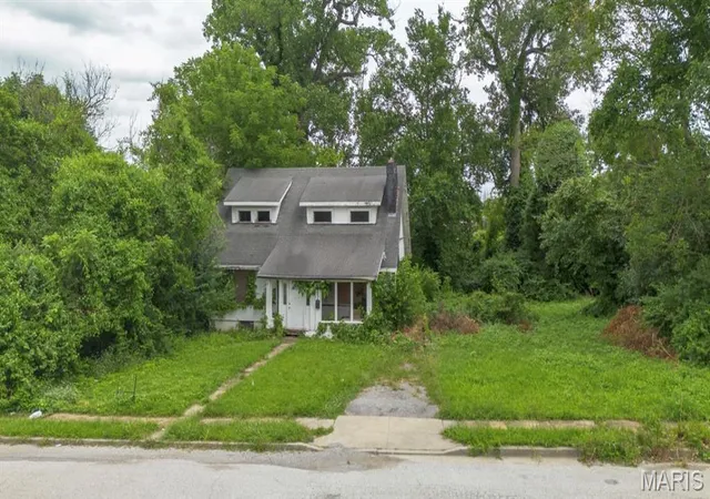 3rd image of 3636 Pine Grove Ave, St Louis, MO 63121 | MLS# MIS26040970