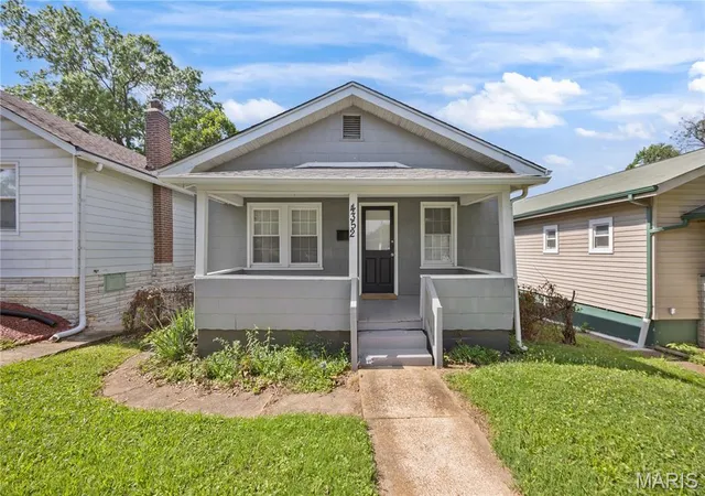 Photo 1 of Single family home for sale at 4352 Chippewa St, Saint Louis, MO 63116 | MLS# MIS26040971 | Listing updated on 2026-08-24