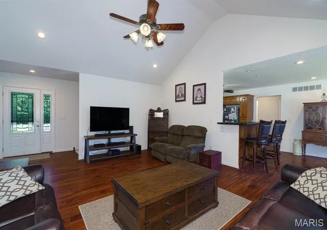 5th image of 23227 Hwy T, Waynesville, MO 65583 | MLS# MIS26040982