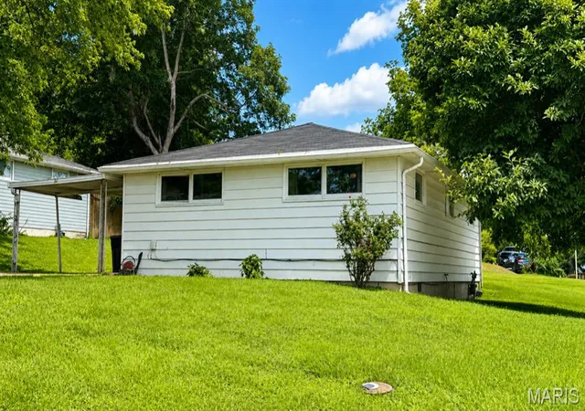 Homes for sale in Jackson, MO | 604 Oak St, Jackson, MO 63755 | MLS# MIS26040983