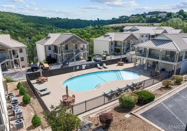 Homes for sale in Hollister, MO | 135 Upper Emerald Bay Cir #11, Hollister, MO 65672 | MLS# MIS26040989