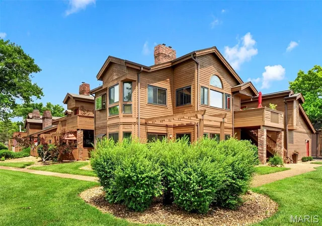 2nd image of 1401 Hemingway Ln #H, Weldon Spring, MO 63304 | MLS# MIS26040997