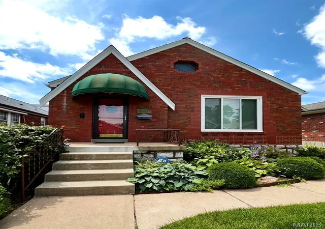 1st image of 6546 Winnebago St, Saint Louis, MO 63109 | MLS# MIS26041000