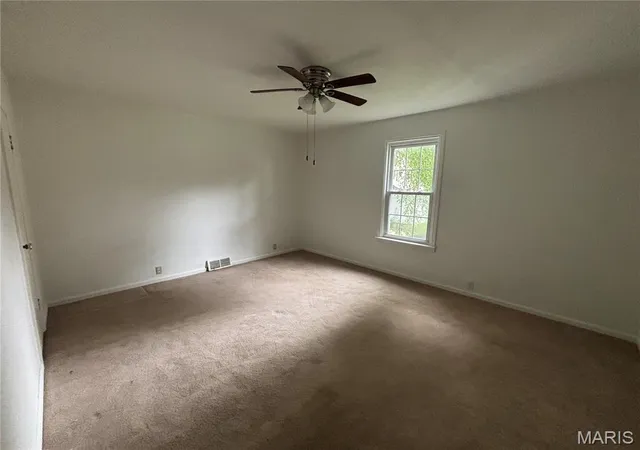 Homes for sale in Staunton, IL | 717 N Franklin St, Staunton, IL 62088 | MLS# MIS26041004