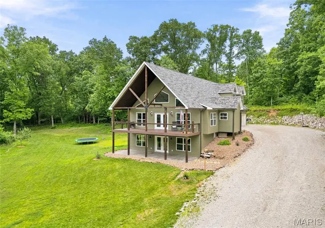 Photo 1 of Single family home for sale at 6 Spring House Ct, Troy, MO 63379 | MLS# MIS26041032 | Listing updated on 2026-09-12
