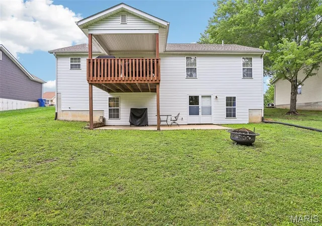 Homes for sale in St Clair, MO | 408 Caddy Ct, St Clair, MO 63077 | MLS# MIS26041047