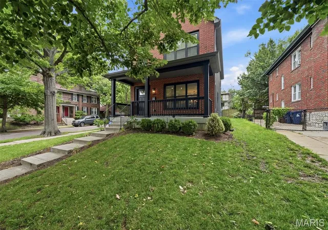 Homes for sale in University City, MO | 7300 Amherst Ave, University City, MO 63130 | MLS# MIS26041048