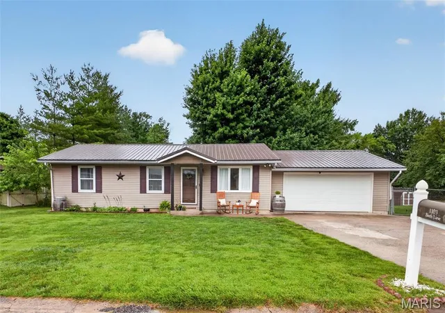 Homes for sale in Sparta, IL | 1103 Birch Ln, Sparta, IL 62286 | MLS# MIS26041084