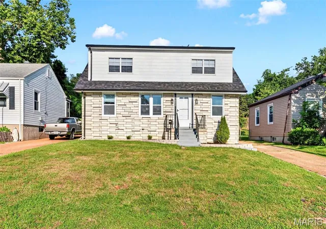 Homes for sale in St Ann, MO | 4508 Saint Leo Ln, St Ann, MO 63074 | MLS# MIS26041086