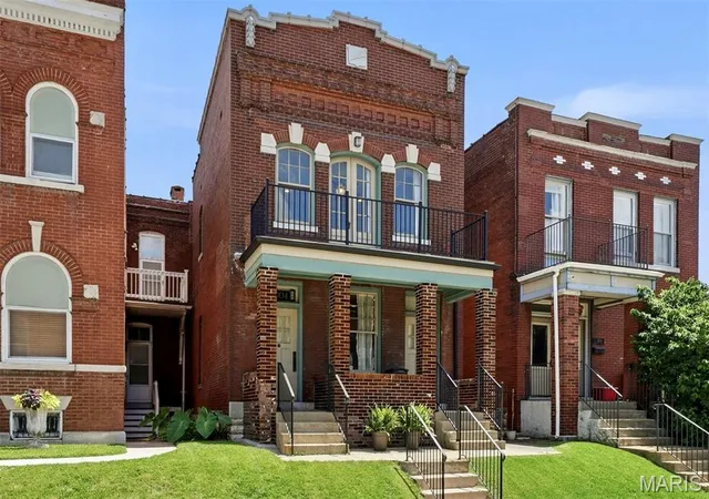 Photo 1 of Single family home for sale at 3004 Louisiana Ave, Saint Louis, MO 63118 | MLS# MIS26041111 | Listing updated on 2026-09-18
