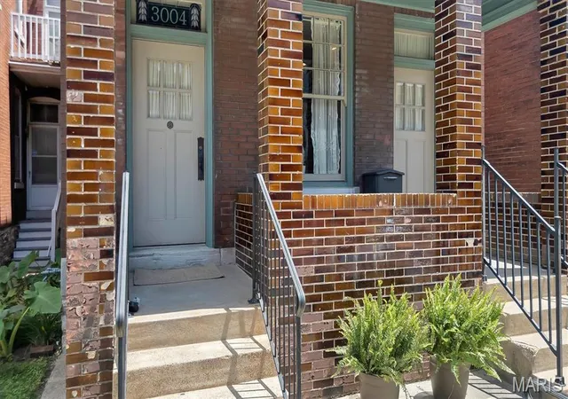 Photo 3 of Single family home for sale at 3004 Louisiana Ave, Saint Louis, MO 63118 | MLS# MIS26041111 | Listing updated on 2026-09-18