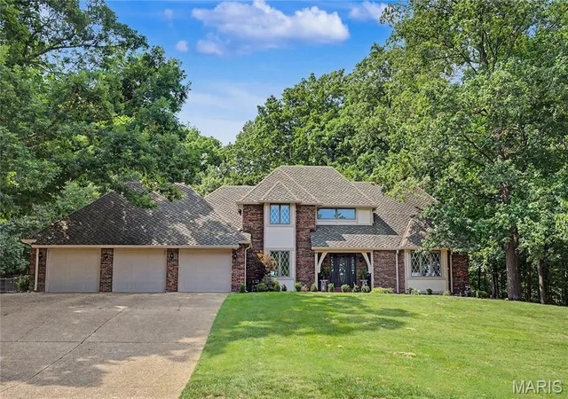 Photo 1 of Single family home for sale at 3926 Annwood Dr, Cape Girardeau, MO 63701 | MLS# MIS26041129 | Listing updated on 2026-08-31