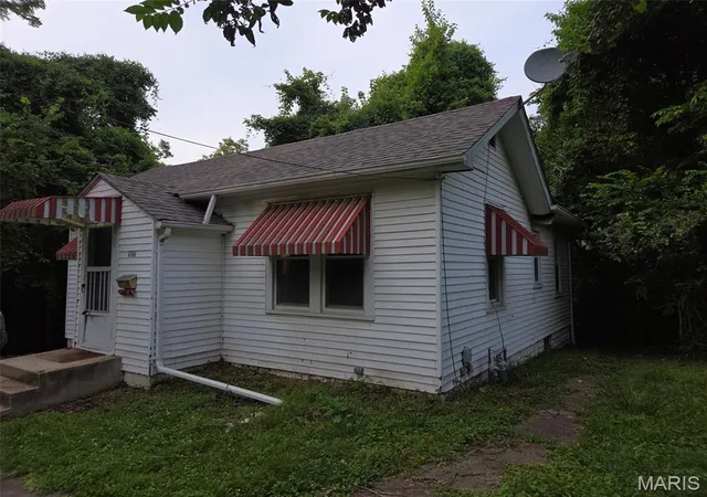 Homes for sale in Edwardsville, IL | 324 Liberty, Edwardsville, IL 62025 | MLS# MIS26041132