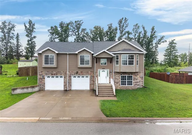 Homes for sale in St. Robert, MO | 16654 Holy Cross, St. Robert, MO 65584 | MLS# MIS26041133
