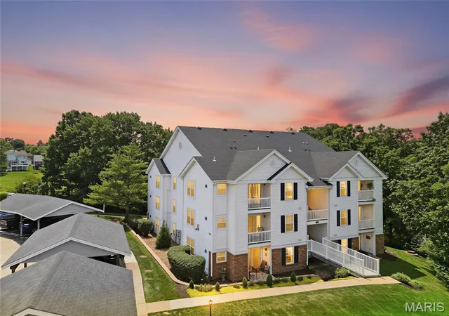 Photo 1 of Sale Pending at 16566 Victoria Crossing Dr #B, Wildwood, MO 63040 | MLS# MIS26041154 | Listing updated on 2026-08-25