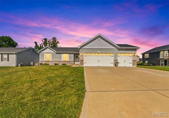 Homes for sale in Wright City, MO | 113 Plymouth Dr, Wright City, MO 63390 | MLS# MIS26041158